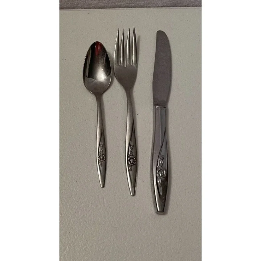 Oneida Craft 3 Piece Children Set Rose Silverware‎ Vintage Spoon Fork Knife